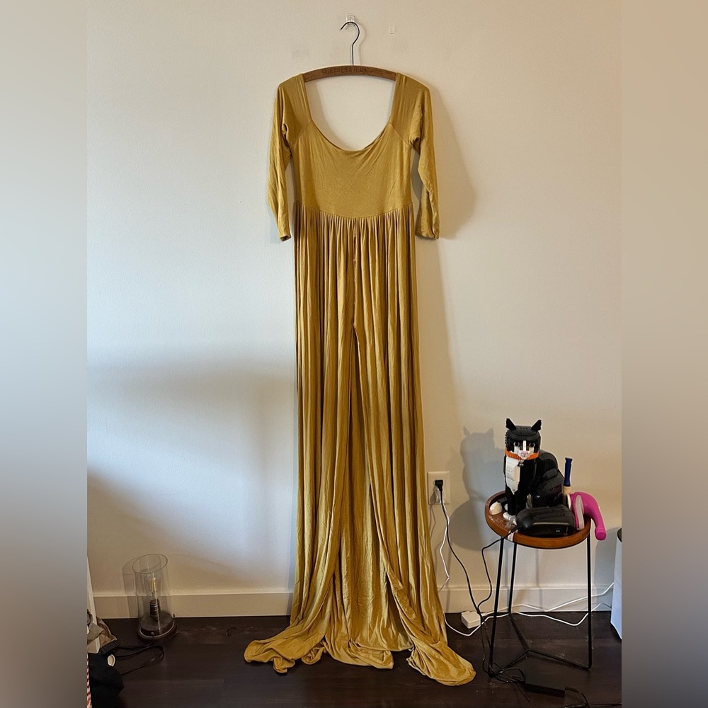 Sew Trendy Maternity Photoshoot Gown Gold Yellow Dress M Pregnancy Maxi